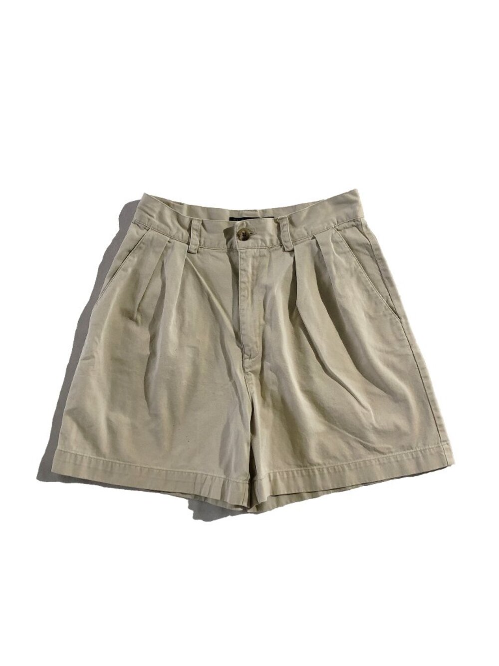Vintage GAP Shorts Women Size 6 Beige Pleated Shorts High Waisted Chino